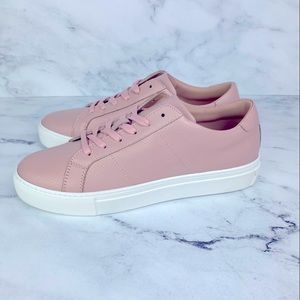 Greats Royale Perforated in Blush